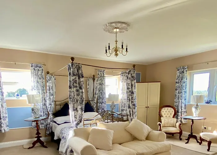 Rossmanagher House