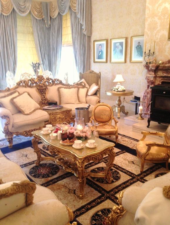 Rossmanagher House